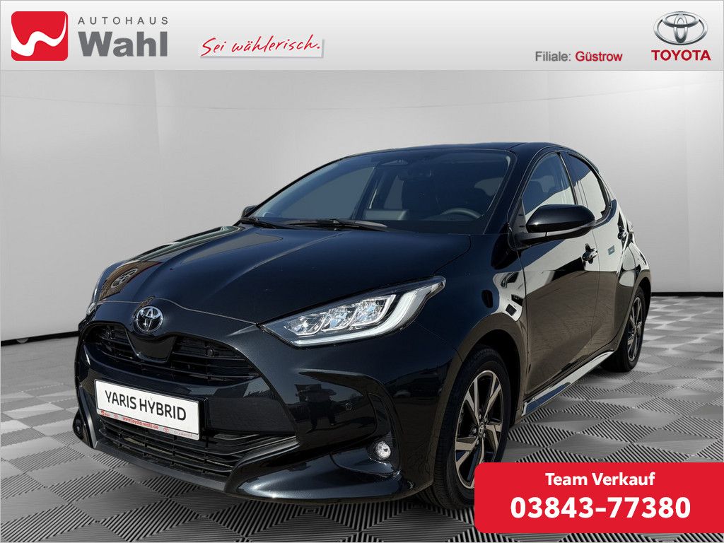 Bild des Angebotes Toyota Yaris 1.5 Hybrid Teamplayer