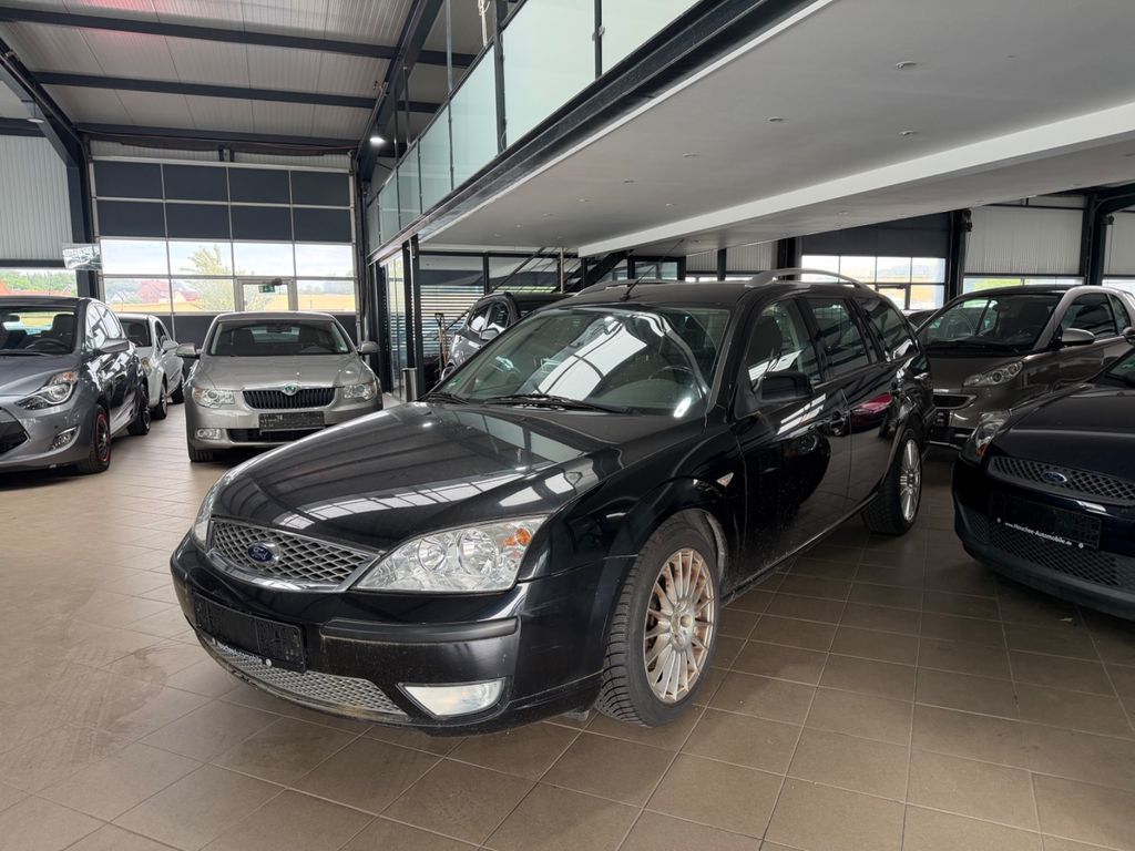 Ford Mondeo Turnier Ghia