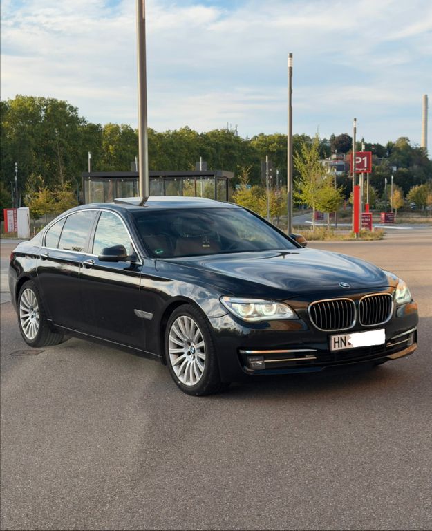 Bild des Angebotes BMW 730d -Neue Kette