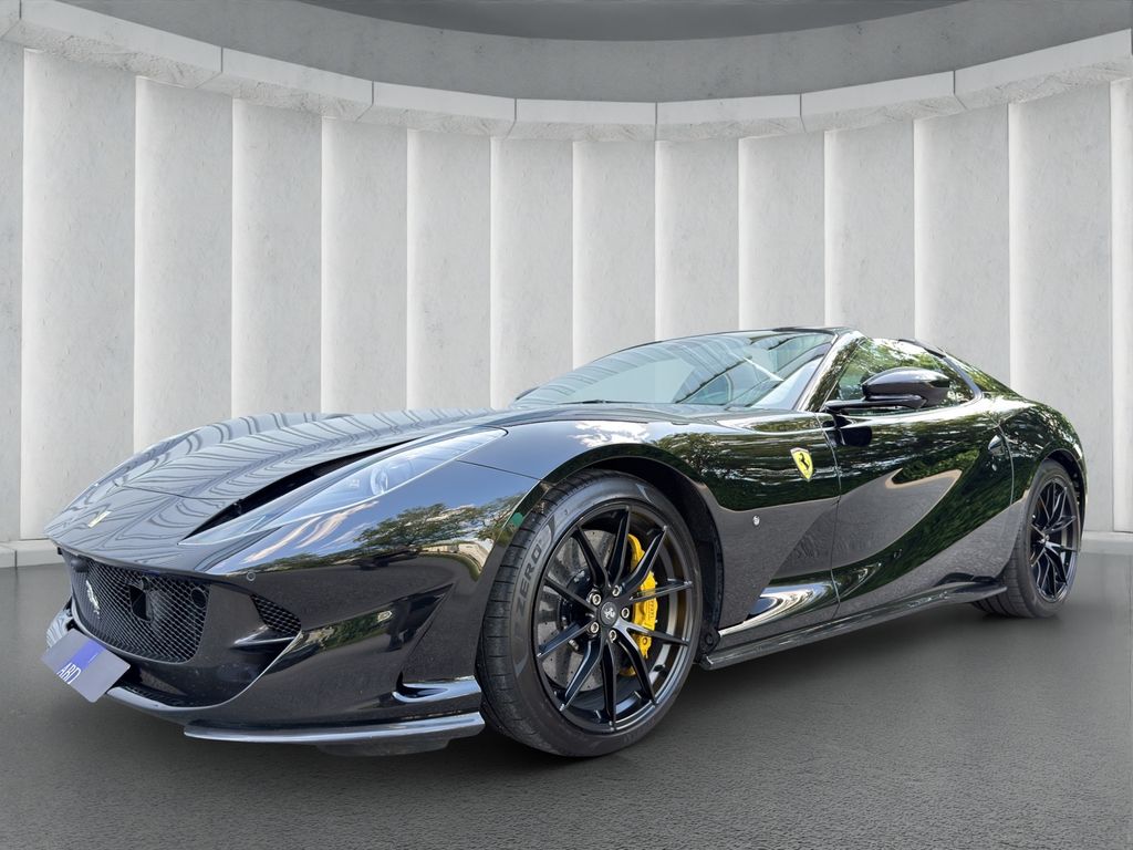 Bild des Angebotes Ferrari 812 V12 GTS ADAS/ JBL/360°/CarPlay/Carbon