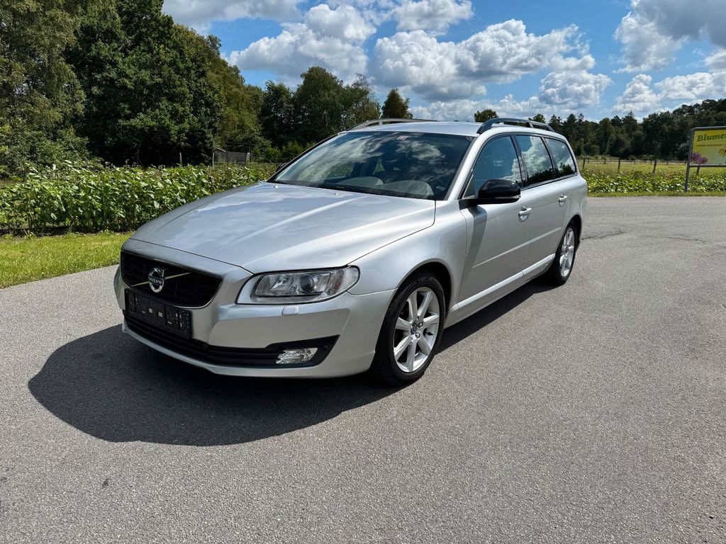 Bild des Angebotes Volvo V70 Kombi Linje Svart/Leder/Xenon/AUT