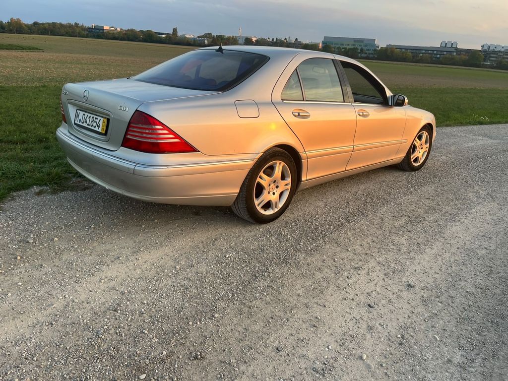 Mercedes-Benz S 320