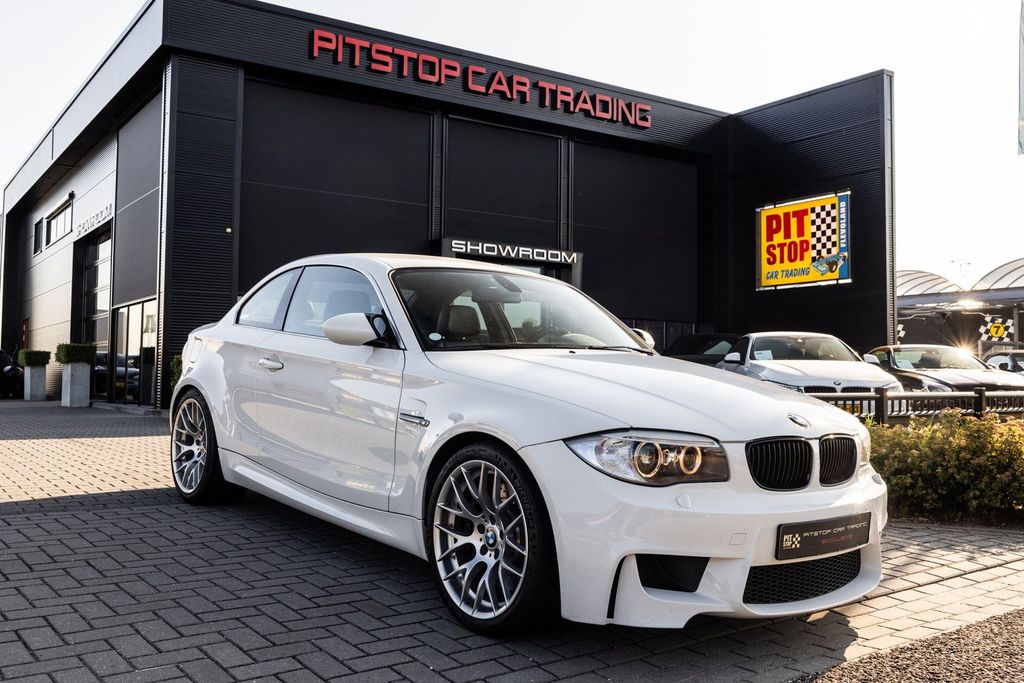 Bild des Angebotes BMW 1-serie Coupé 1M 3.0i, Nieuwstaat, 1e lak, Akra,