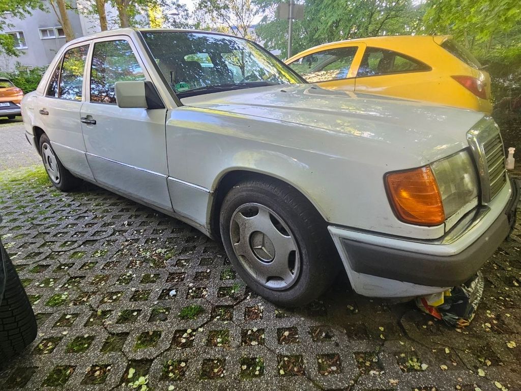Bild des Angebotes Mercedes-Benz E200 LPG Gas