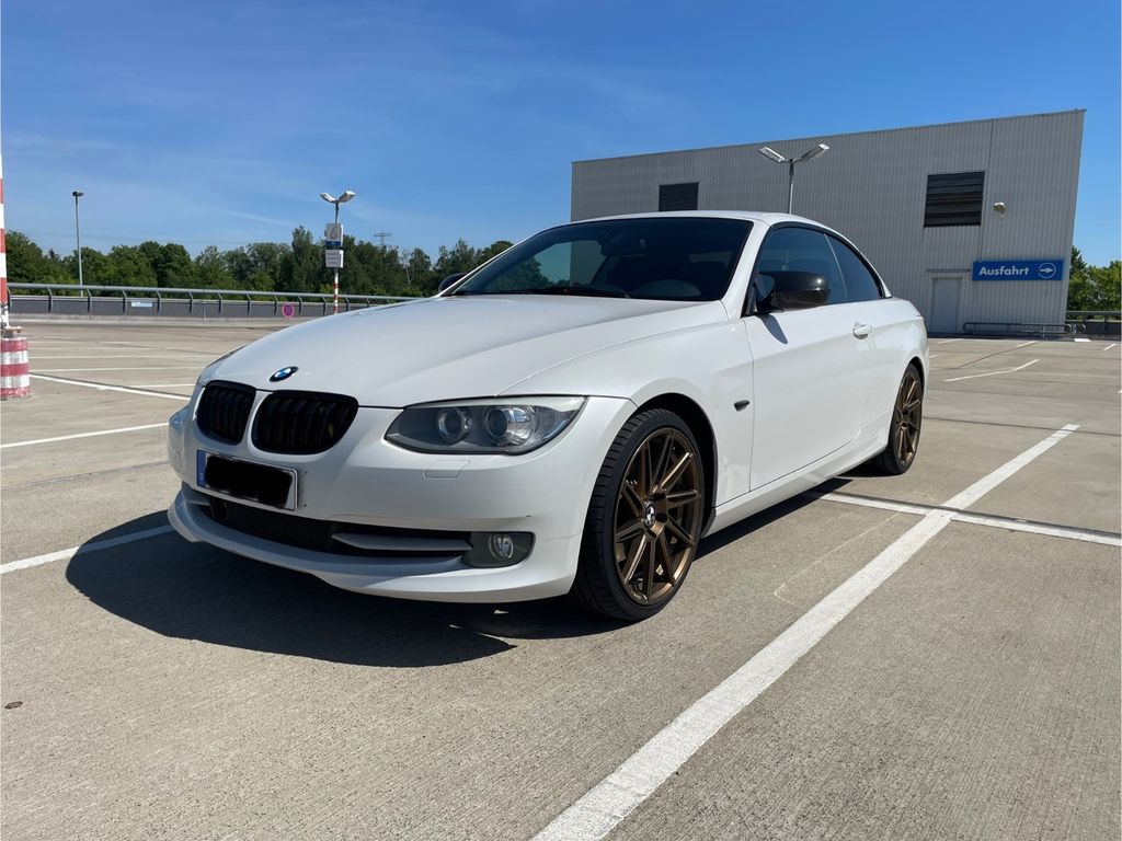 Bild des Angebotes BMW 330d Cabrio