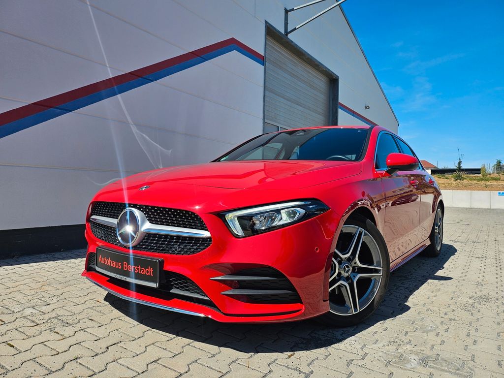 Bild des Angebotes Mercedes-Benz A 180 AMG-LINE*NAVI*LED-SCHEINWERFER*LEDERSITZE