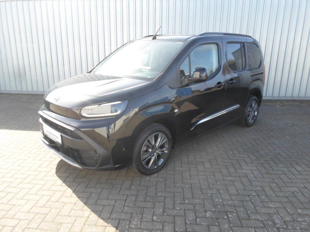 Bild des Angebotes Toyota Proace City Verso 1.5 D-4D L1 Aut Lounge 15Jahre