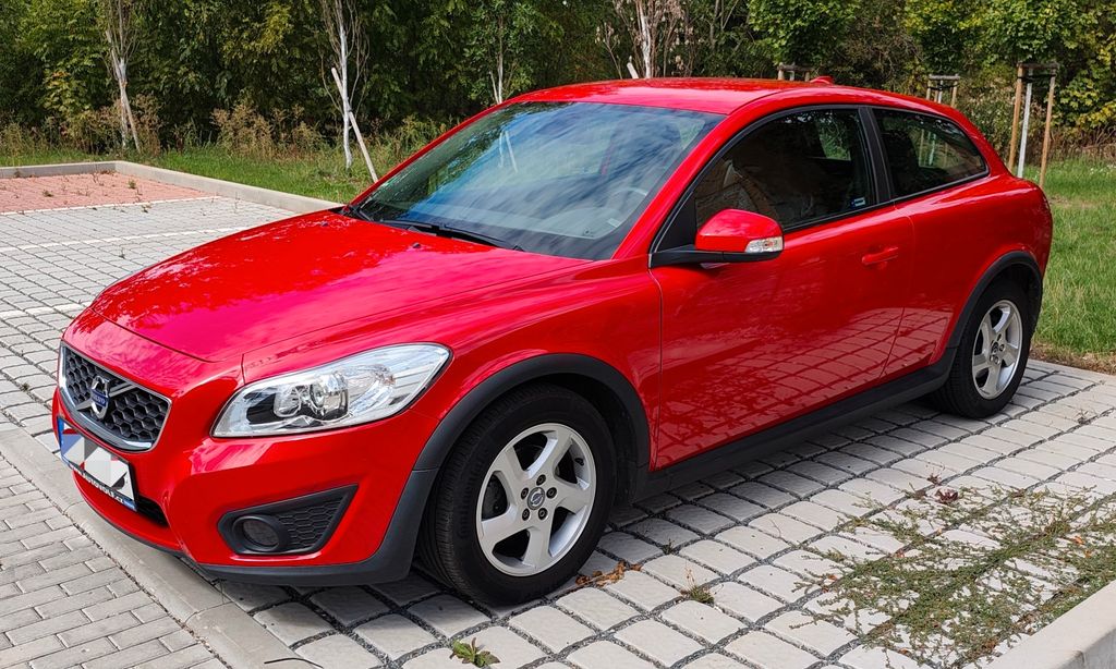 Bild des Angebotes Volvo C30 1.6 Kinetic 1. Hand Sammlerzustand rot