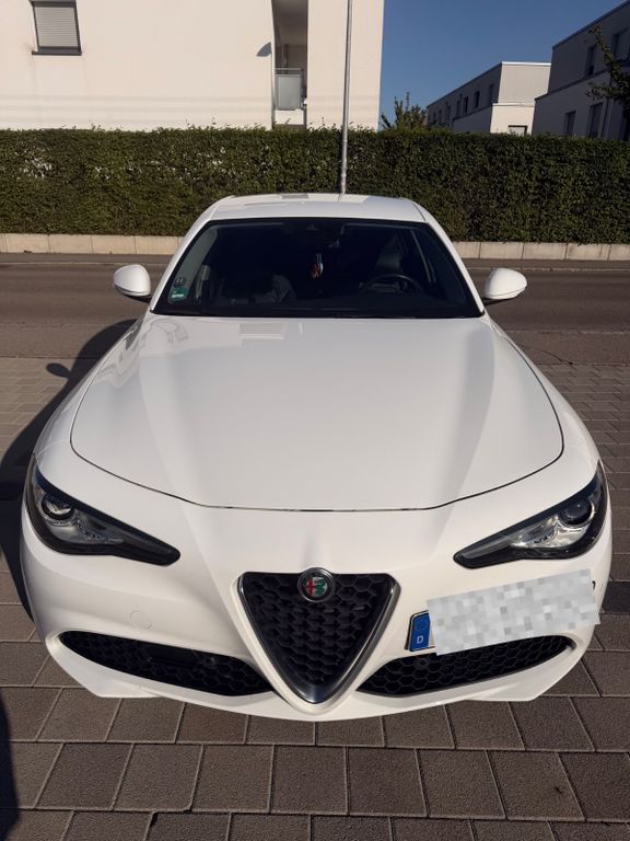 Bild des Angebotes Alfa Romeo Giulia 2.0 Turbo 16V 147kW AT8 Super