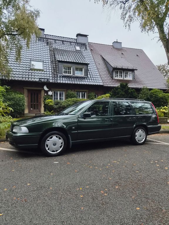 Bild des Angebotes Volvo V70 2.0 -
