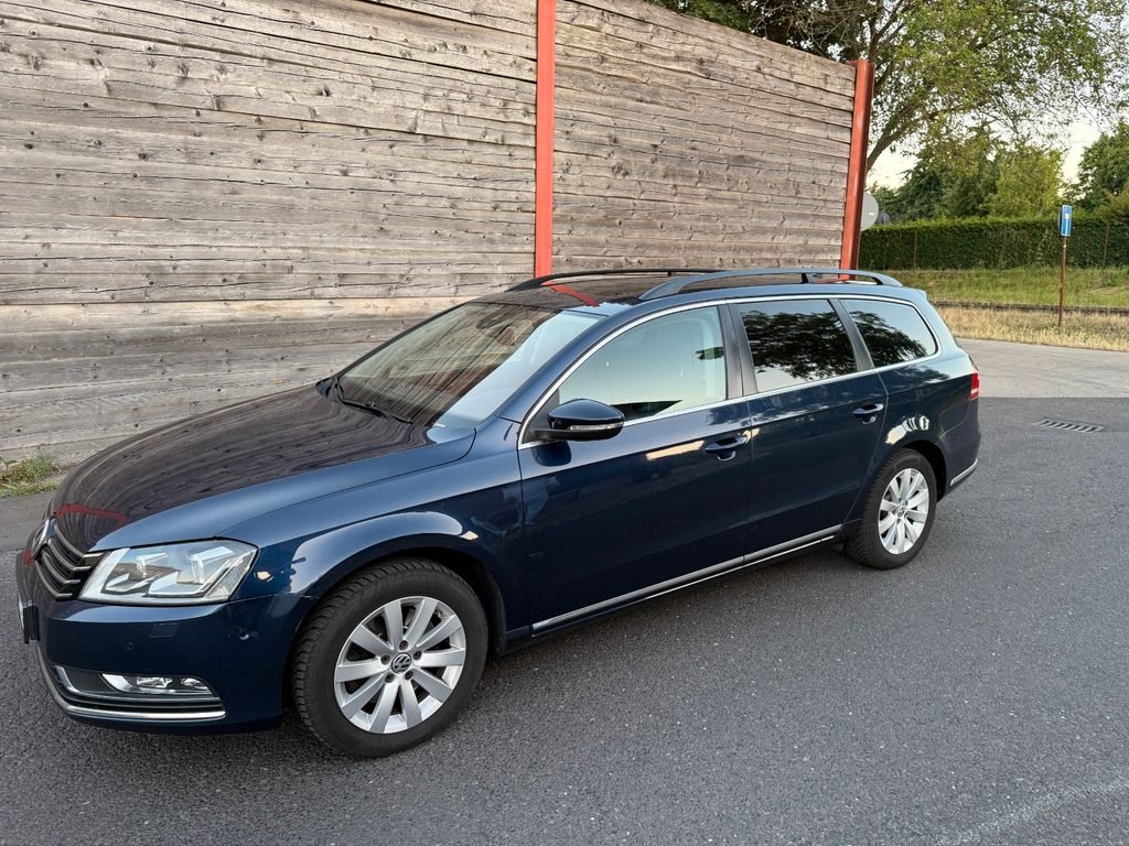 Bild des Angebotes Volkswagen Passat Variant 1.4 TSI EcoFuel DSG Highline