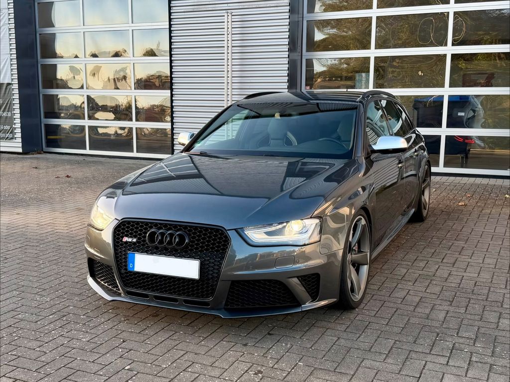 Audi RS4 4.2 FSI Avant - Keramik, Schale, SAGA
