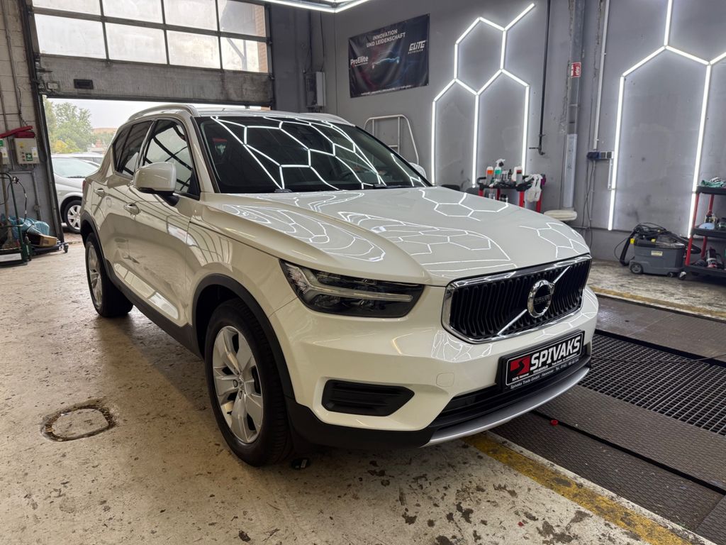 Bild des Angebotes Volvo XC 40  Momentum AWD Navi LED AHK