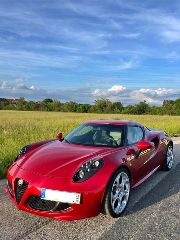 Bild des Angebotes Alfa Romeo 4C 1.8 TBi 16V - Sammlerfahrzeug