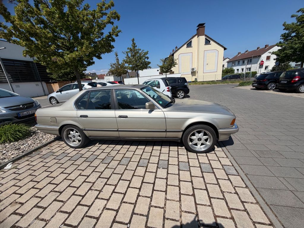 Bild des Angebotes BMW 730i E32 Automatik Antik Tüv bis 12-27 Hingucker