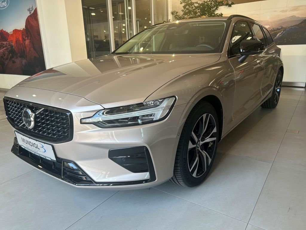 Bild des Angebotes Volvo V60 B4 Plus Dark PANO/HUD/360°
