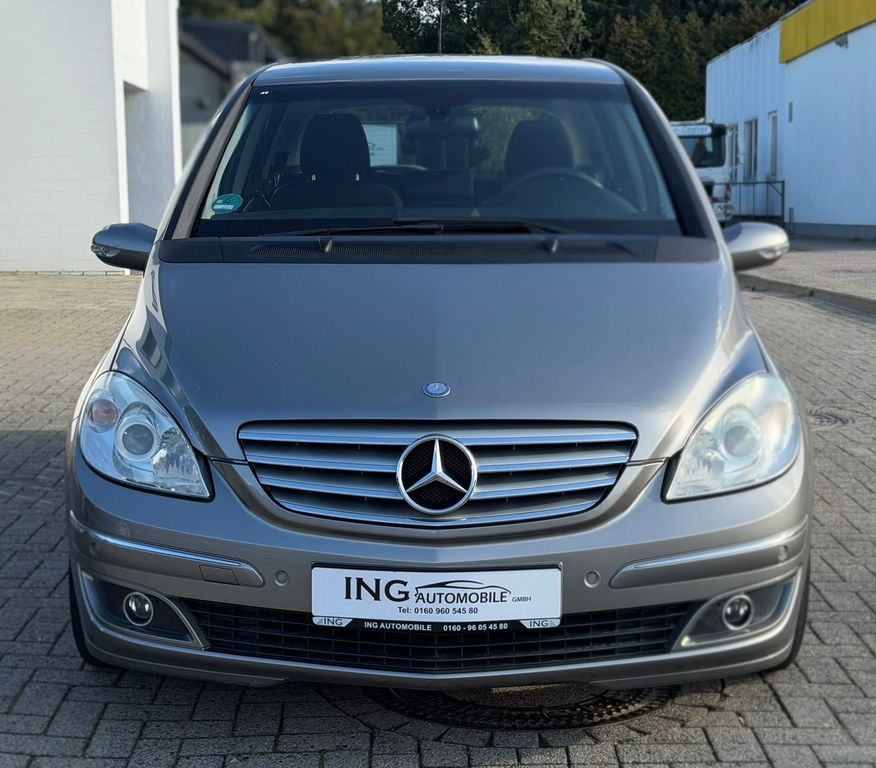 Bild des Angebotes Mercedes-Benz B 170 Benziner Automatik PDC/AHK/TÜV NEU