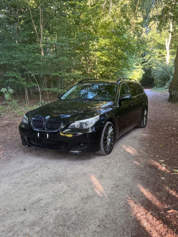 Bild des Angebotes BMW 530xi Touring Automatik * TÜV 01/27* LPG Gasanla