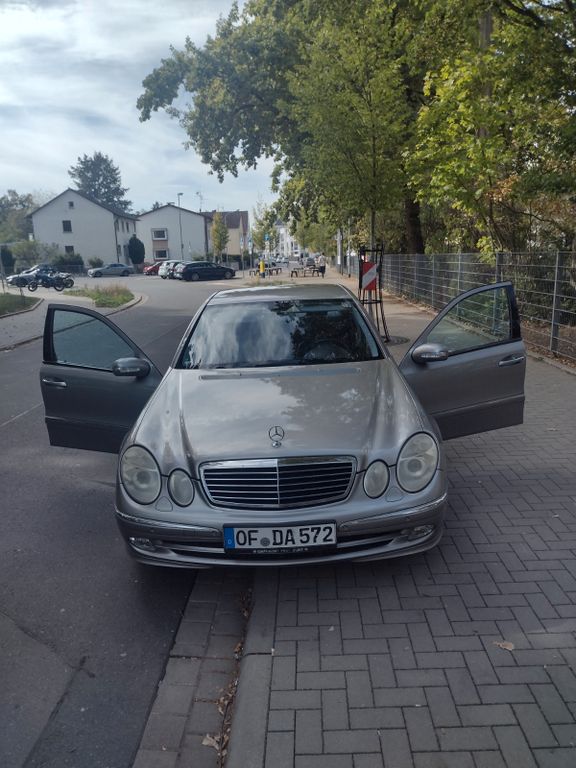 Bild des Angebotes Mercedes-Benz E 200 KOMPRESSOR Avantgarde Automatik