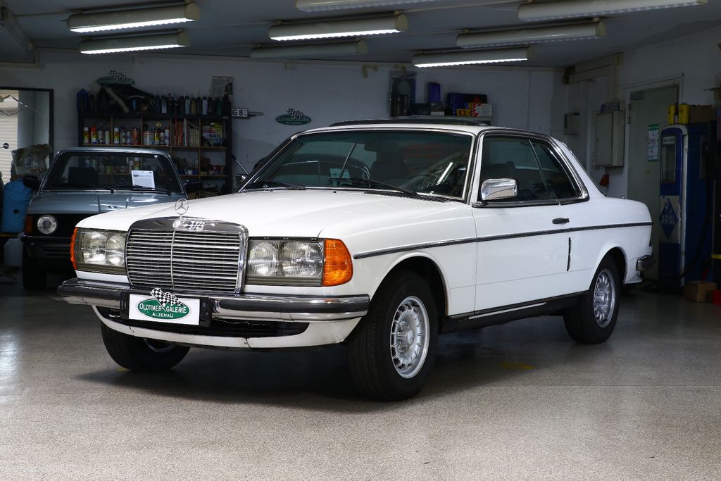 Bild des Angebotes Mercedes-Benz 280 CE W123