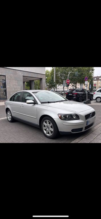 Bild des Angebotes Volvo S40 2.4 Geartronic Momentum Momentum