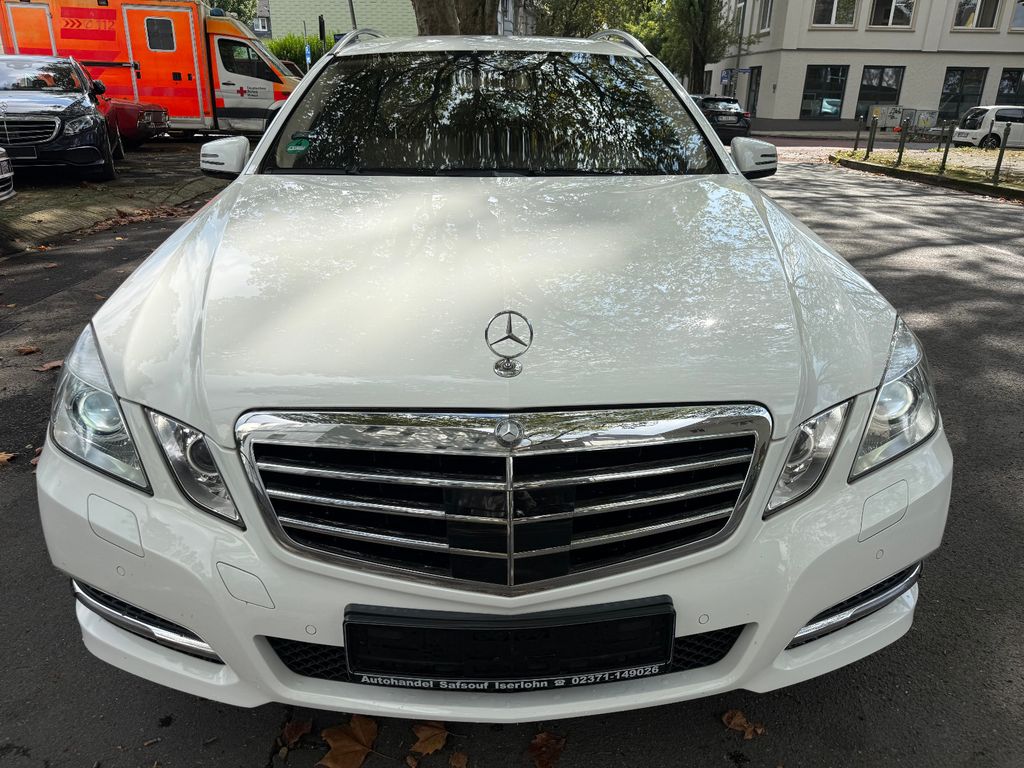 Bild des Angebotes Mercedes-Benz E300T-Modell BlueTec Hybrid AHK StandH. Sitzb.