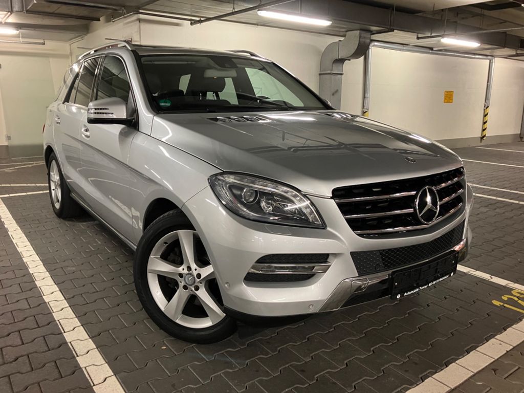 Bild des Angebotes Mercedes-Benz ML 350 CDI BlueTec 4Matic Sport-Paket 1.HAND-AHK