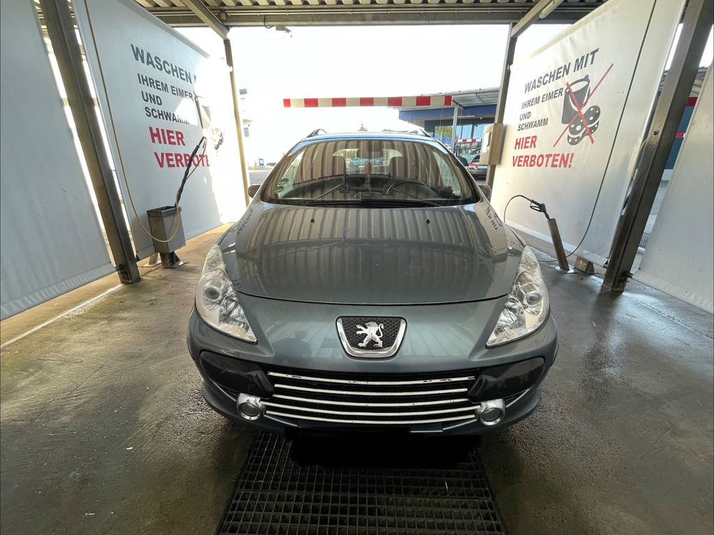 Bild des Angebotes Peugeot 307 Break Grand Filou Cool 90 Tendance TÜV-11/27