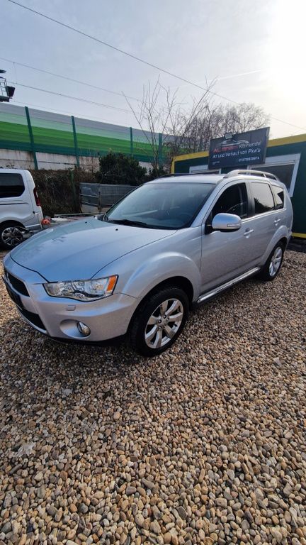 Bild des Angebotes Mitsubishi Outlander Invite 4WD