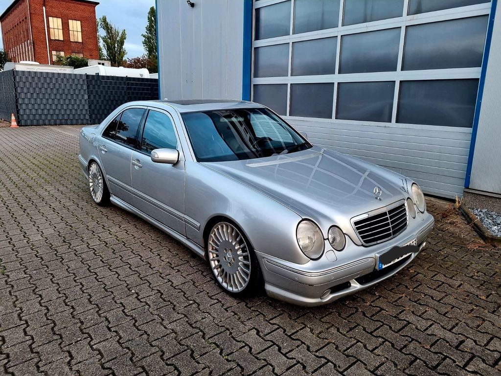 Bild des Angebotes Mercedes-Benz E55 AMG Facelift, 19"-Zoll, Leder,PDC,Sitzhz,GSD