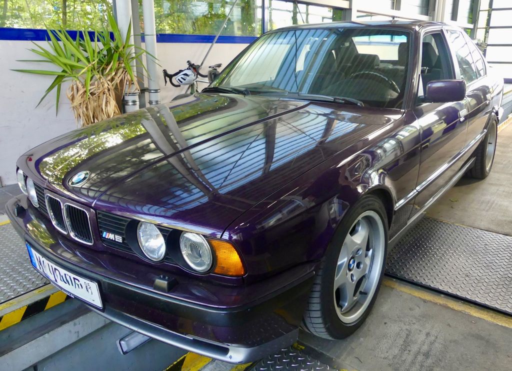 BMW M5 E34, KW-Sportfahrwerk, sehr selten