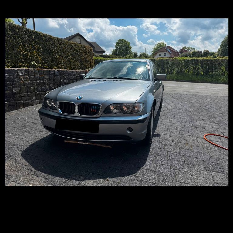 Bild des Angebotes BMW 318i - Limousine