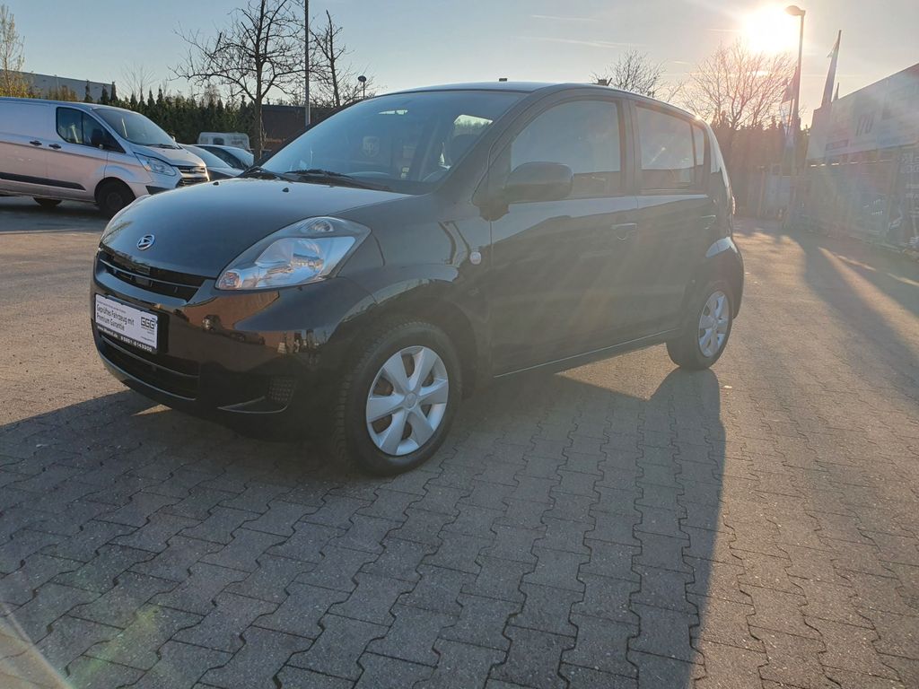Daihatsu Sirion 1.0 GARANTIE KLIMAAUTOMATIK ALU TÜV NEU