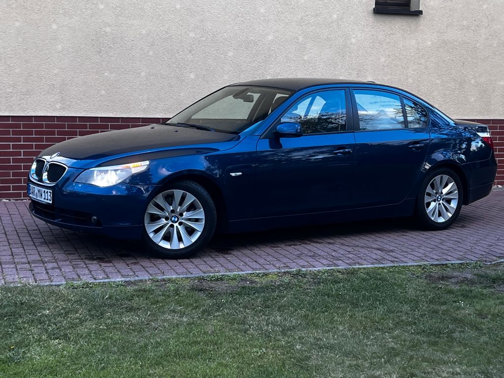 Bild des Angebotes BMW 530i A -