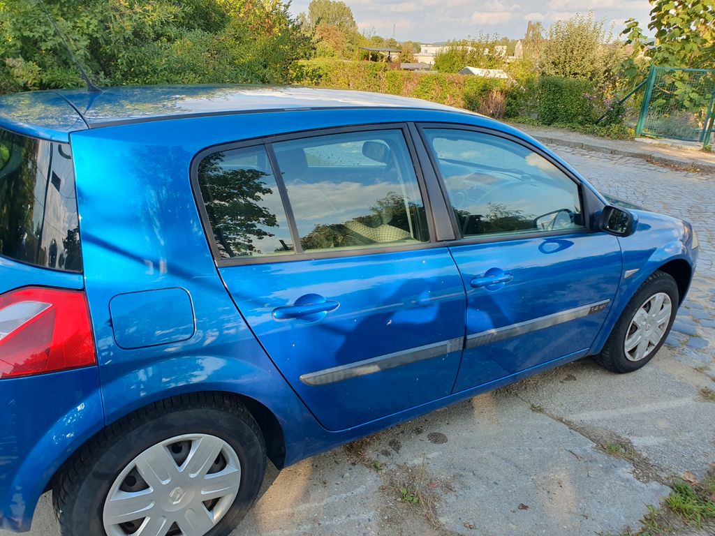 Bild des Angebotes Renault Megane Confort Privilege 1.4 16V 72kW Confor...