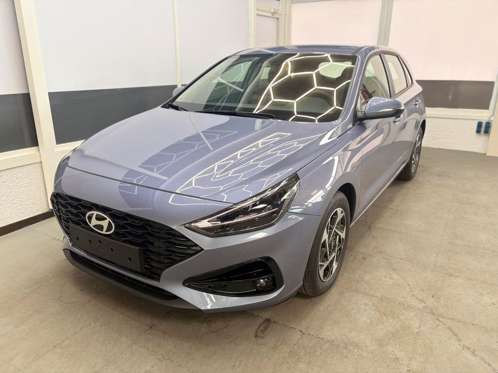 Bild des Angebotes Hyundai i30 STYLE ALU SHZ NAVI RFK PDC 1.0 T-GDi 84kW...
