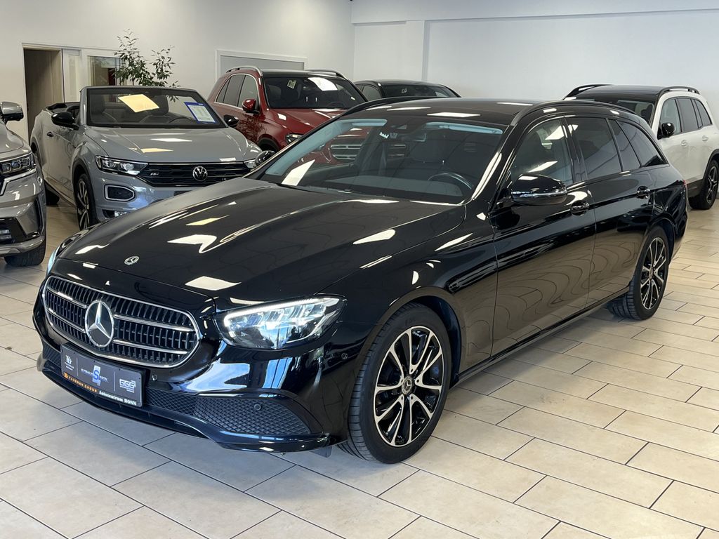 Bild des Angebotes Mercedes-Benz E 220 AHK*Navi*ACC*R-Cam*SHZ*Pano*Night-Paket