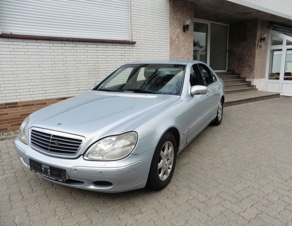 Mercedes-Benz S 320