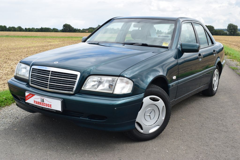 Bild des Angebotes Mercedes-Benz C 180 Classic 2.Hand MB-Scheckheft