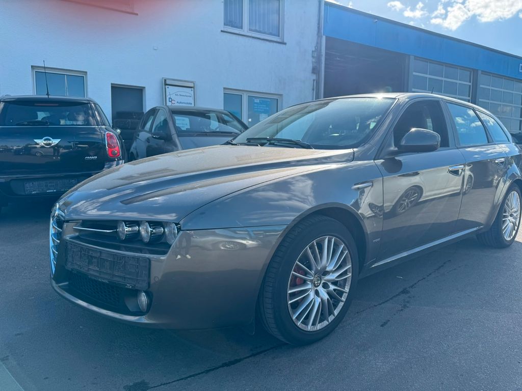 Alfa Romeo 159 2.0 JTDM 16V 100 kW Turismo Sportwagon"TÜV"