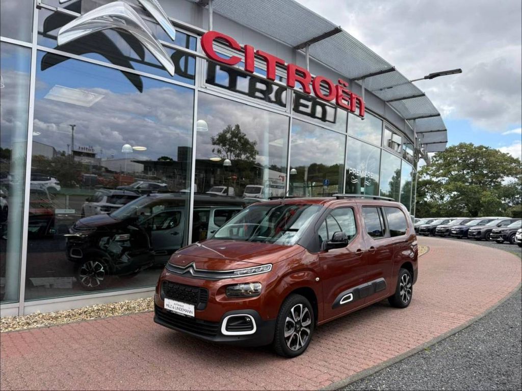 Bild des Angebotes Citroën Berlingo Shine XL Pure Tech Getriebe Automatik (