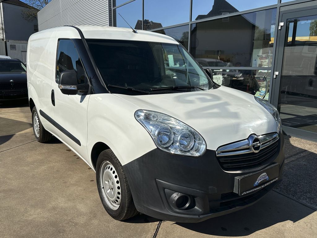 Bild des Angebotes Opel Combo D Kasten  2,4t*2 Sitzer*