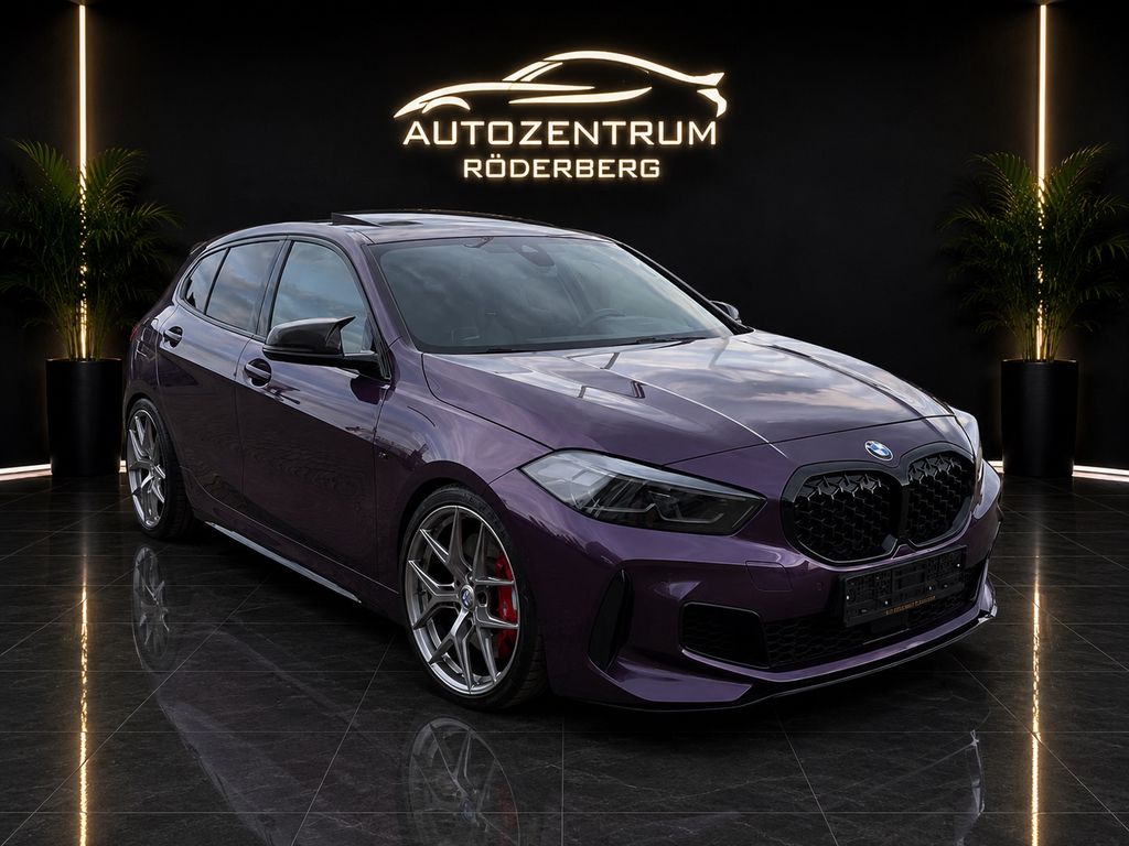 Bild des Angebotes BMW M135i xDrive*HUD*PANO*LEDER*LHZ*KEYLESS*KAM*H&K*