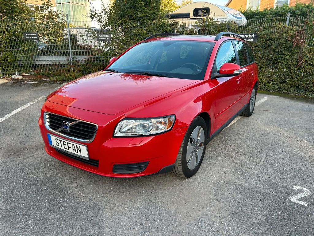 Bild des Angebotes Volvo V50 1.6 D Drive Kinetic, Xenon,Klima,Sitzheizung