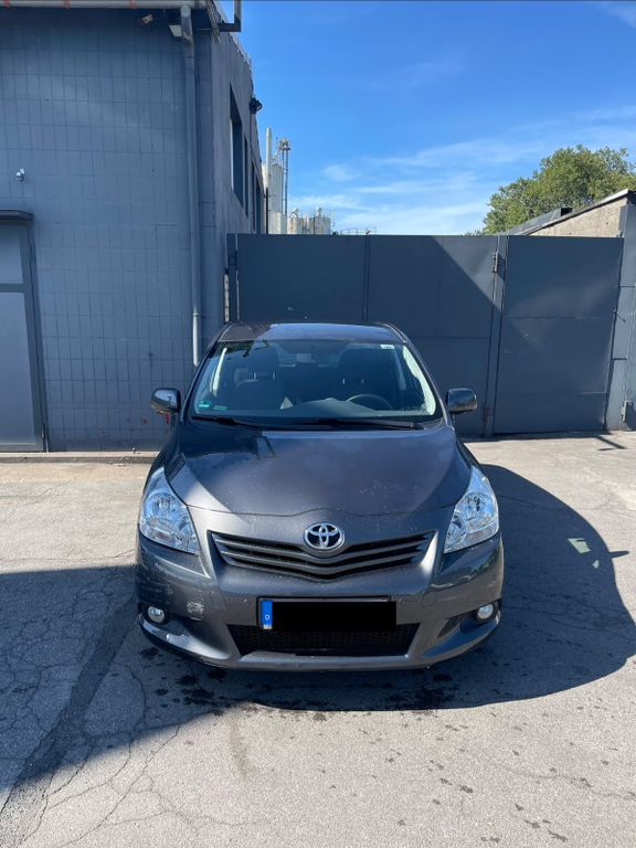 Bild des Angebotes Toyota Verso 1.6l Valvematic 5-Sitzer -
