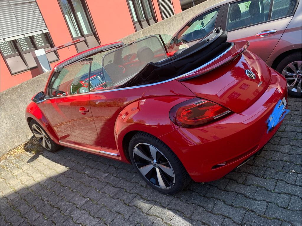 Bild des Angebotes Volkswagen Beetle Cabriolet Design 1.4 TSI DSG AHK