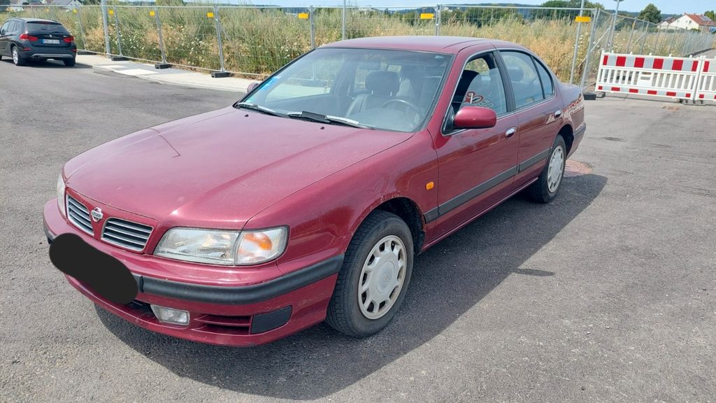 Nissan Maxima 2.0 V6 Automatik