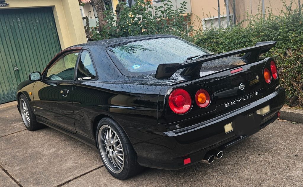 Nissan Skyline GTT R34