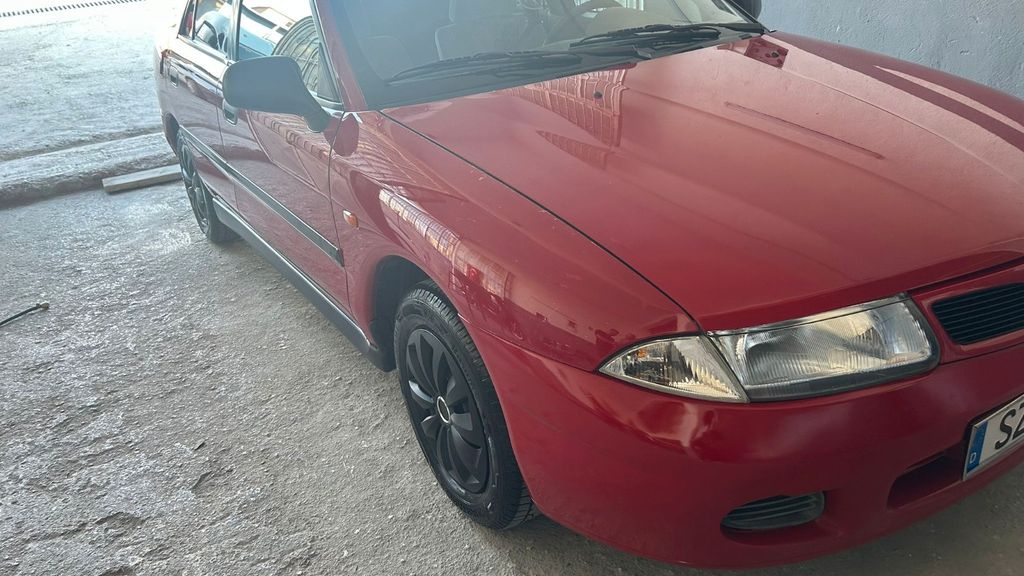 Bild des Angebotes Mitsubishi Carisma 1.8 GLX GLX mit TÜV