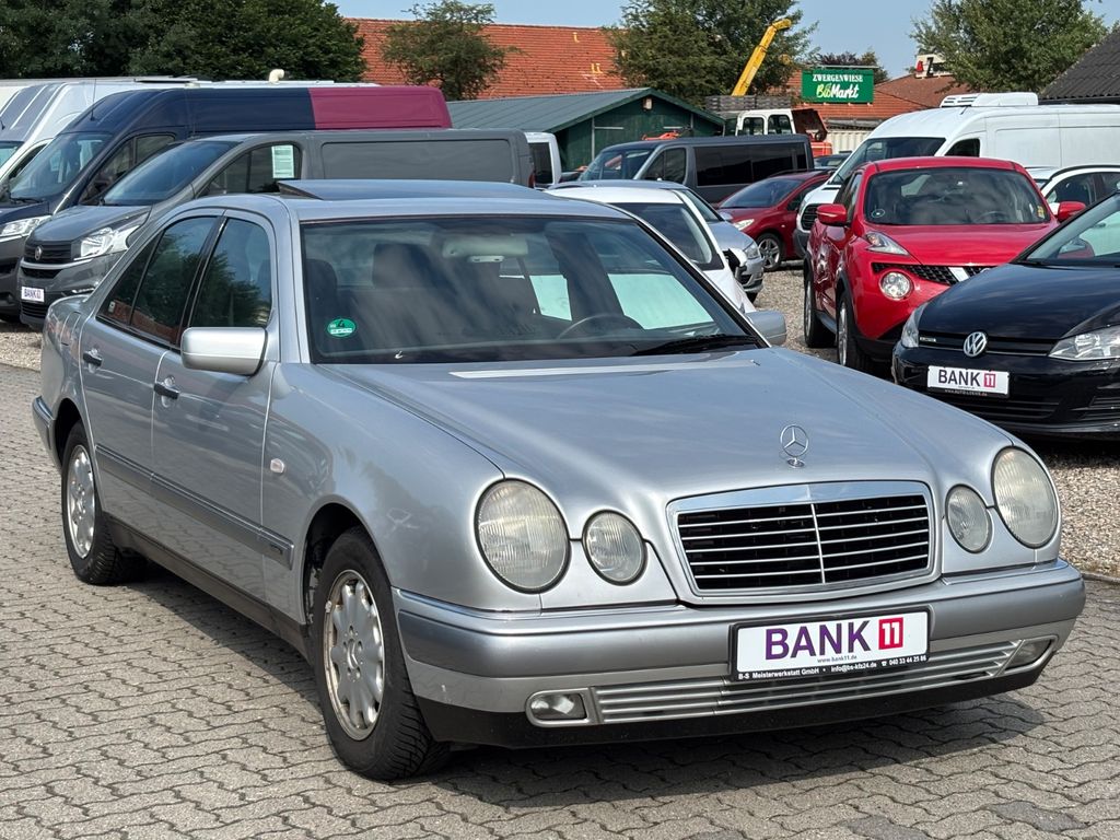 Bild des Angebotes Mercedes-Benz E 230 ELEGANCE AUTOMATIK KLIMA S-DACH 137.000 KM